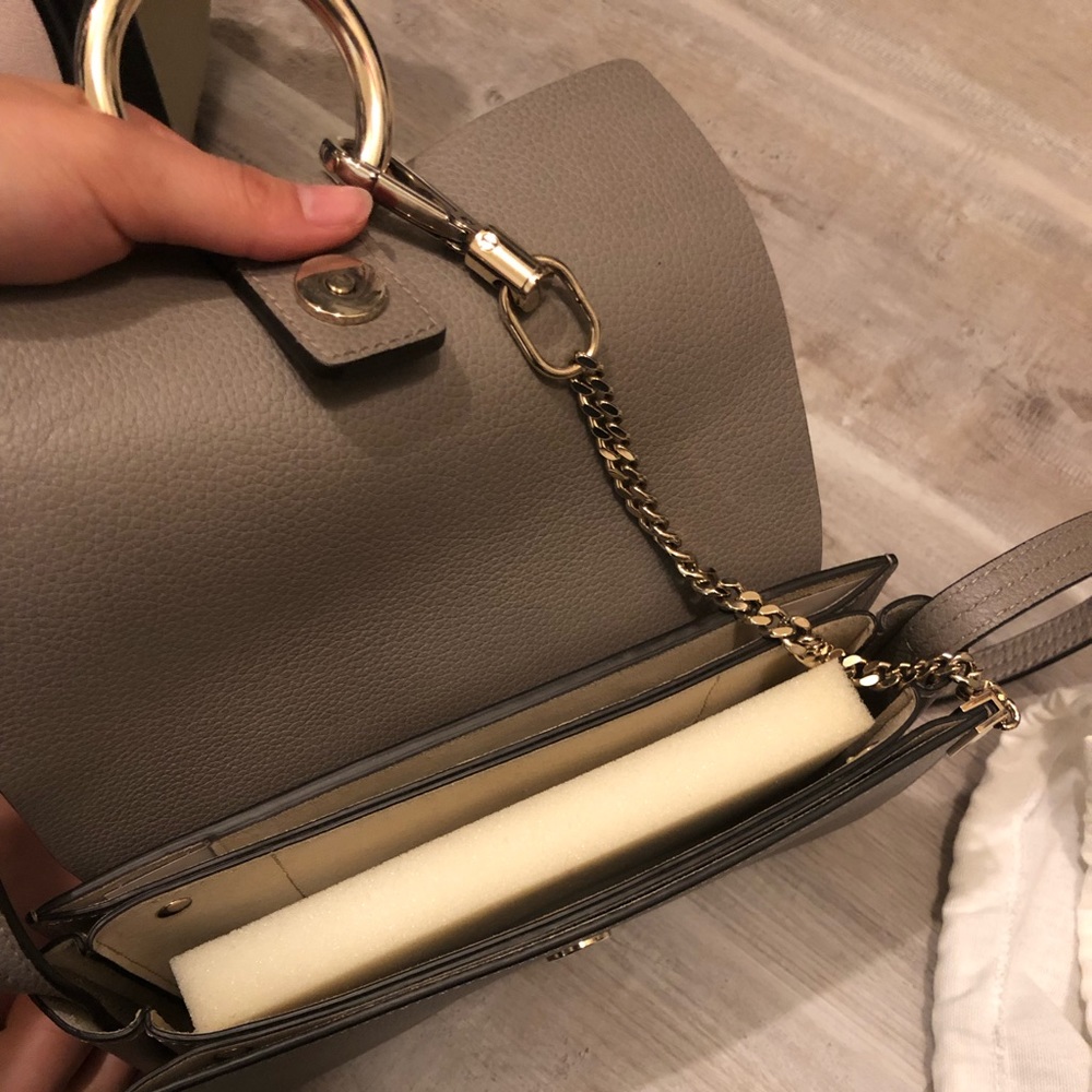 Cross bag - Picture 2 of 7